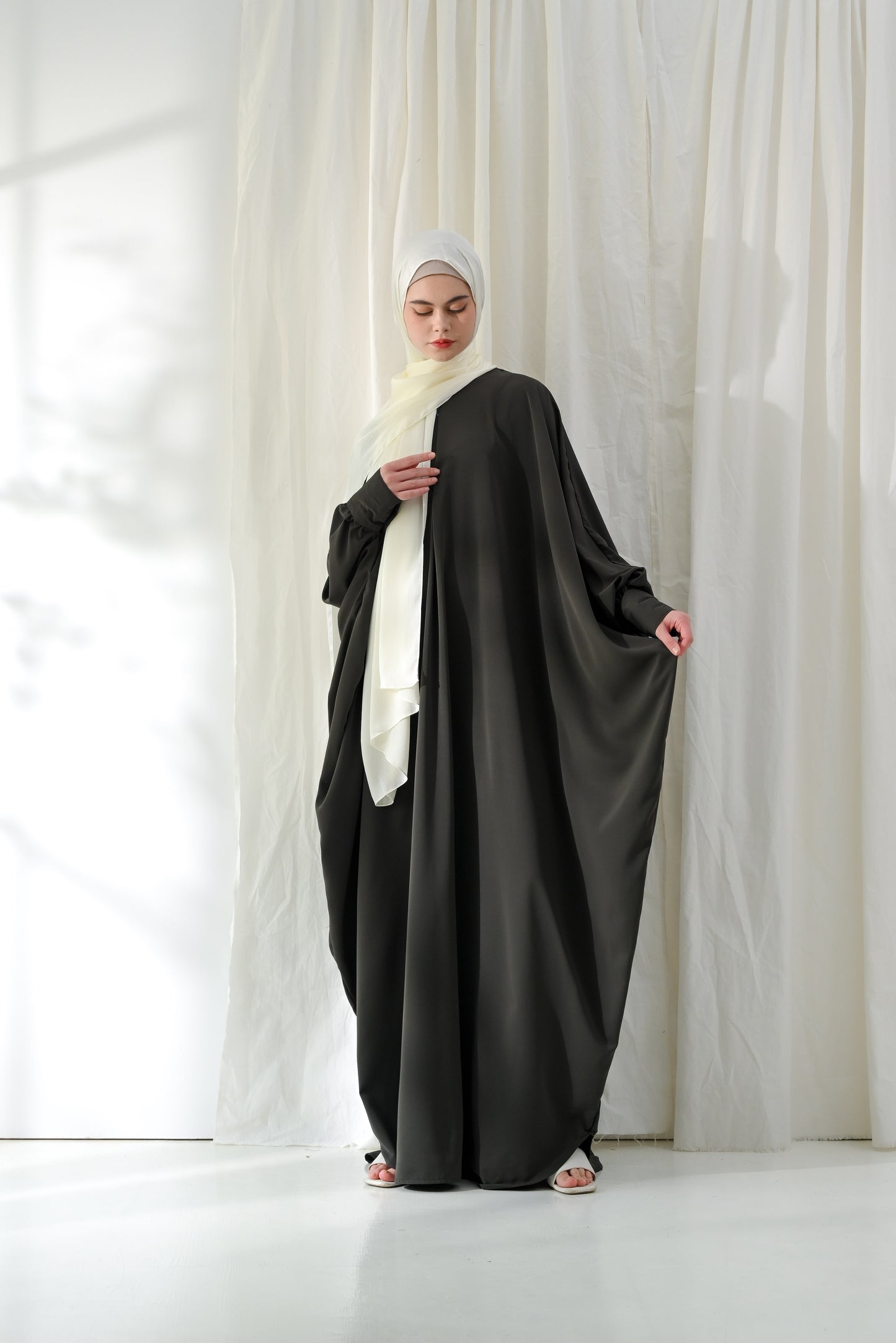 Abaya Marbella