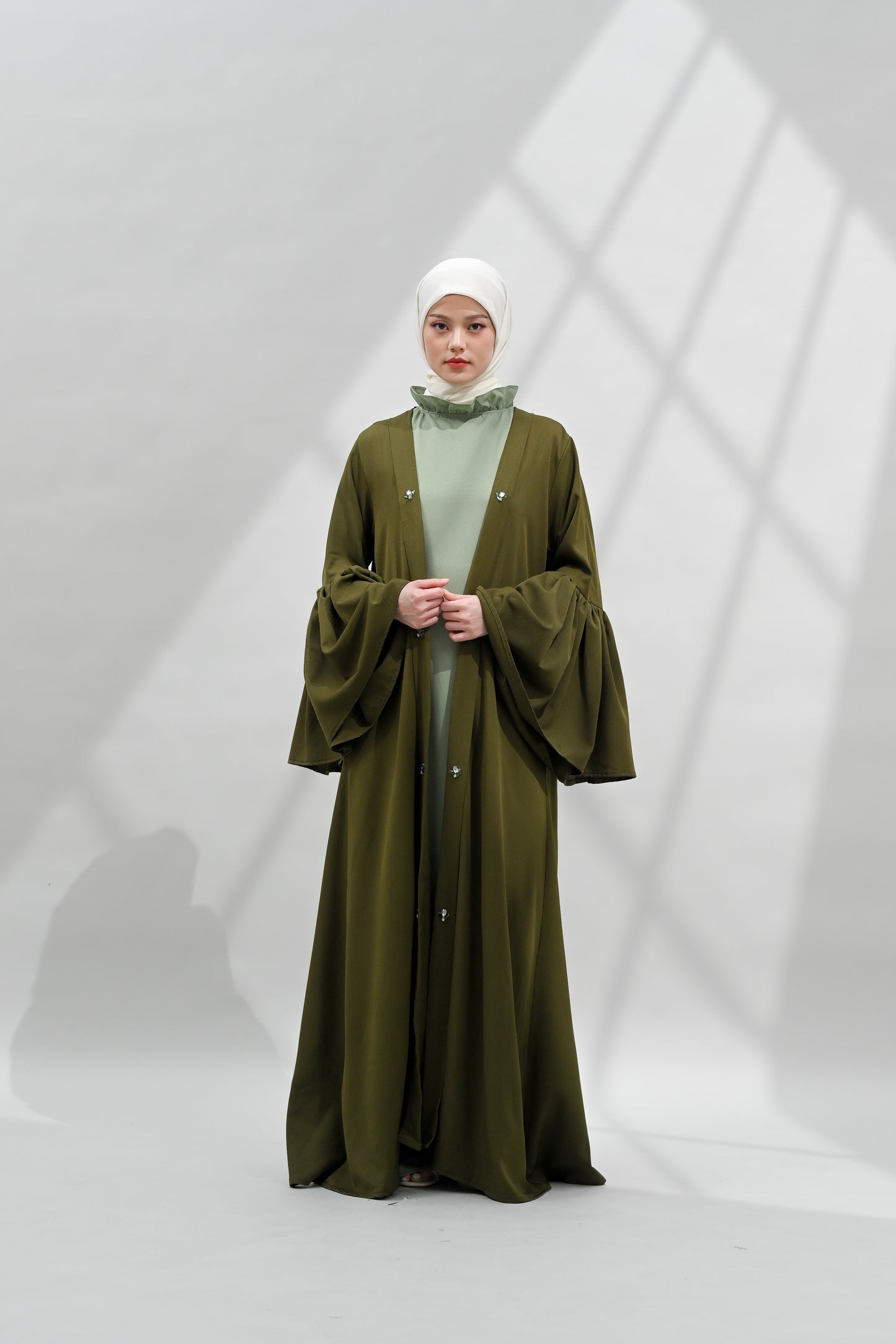 Abaya Abi
