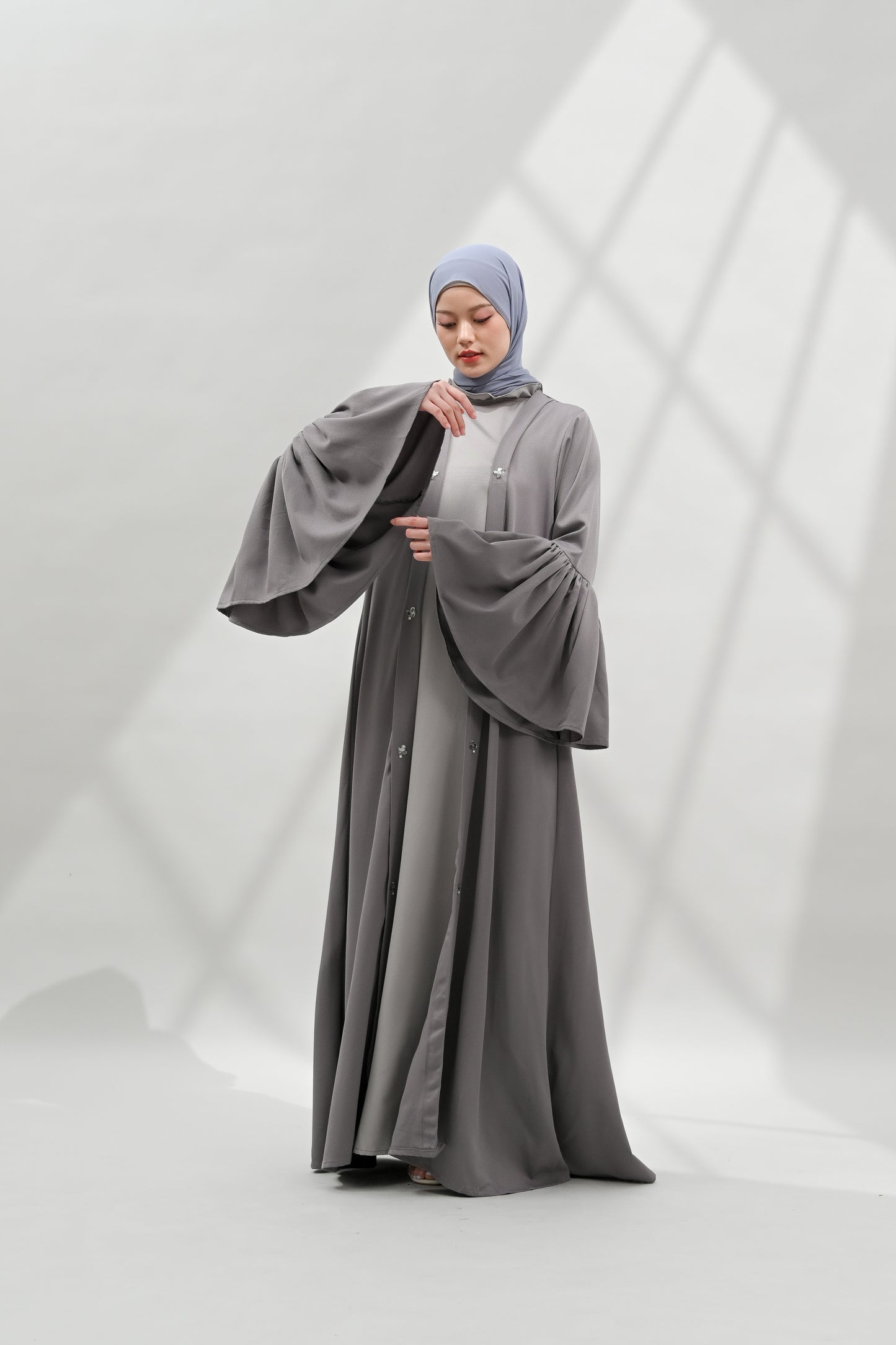 Abaya Abi