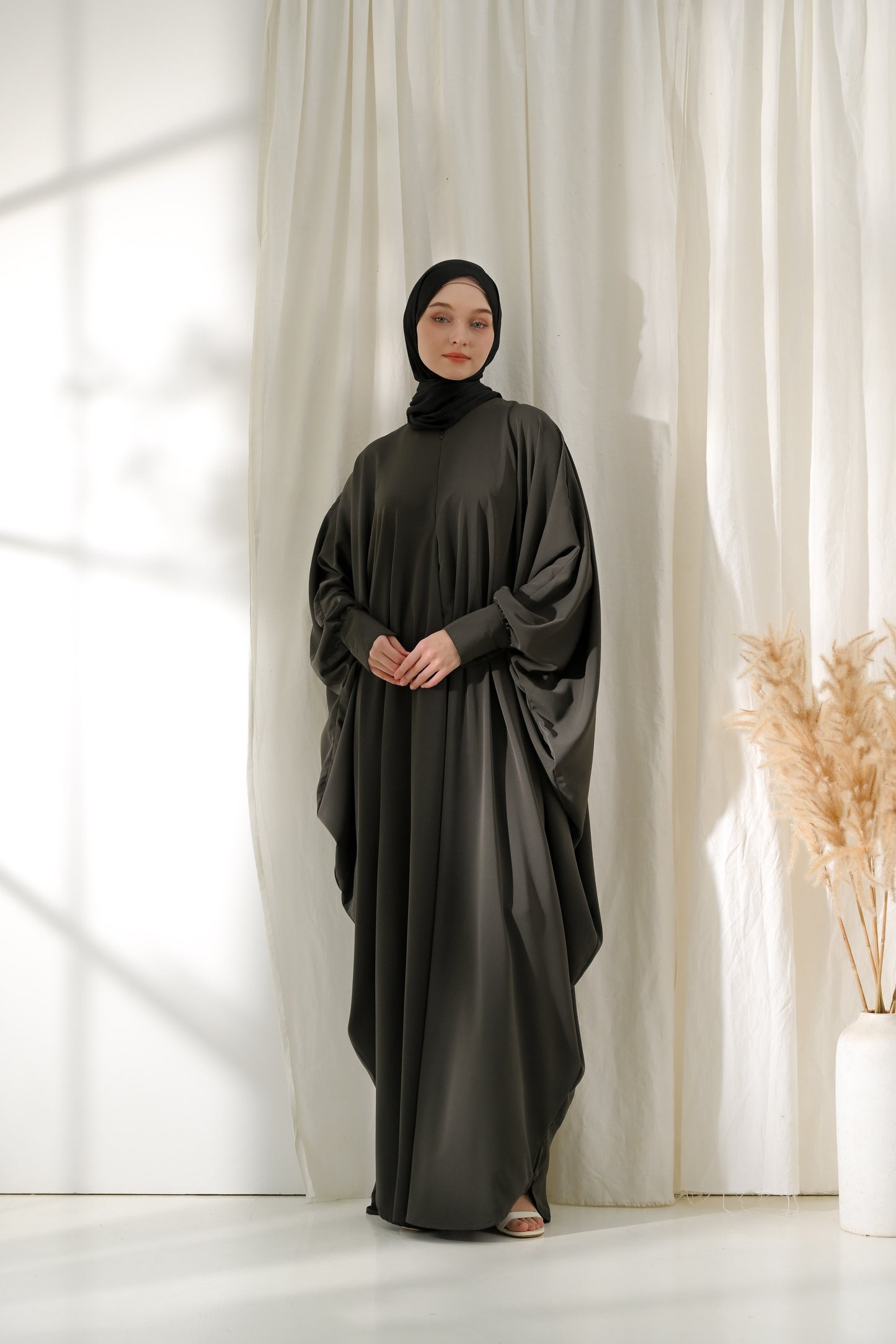 Abaya Marbella